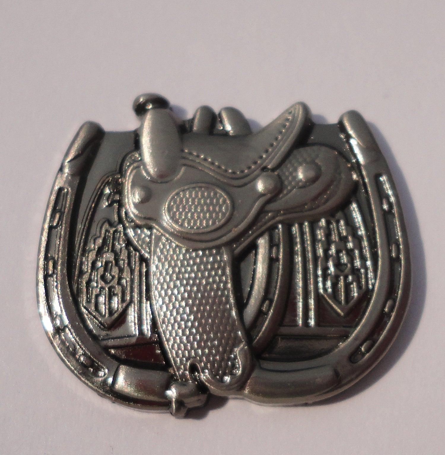 Saddle Double Horseshoe