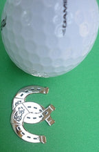 Double Horseshoe Ball Marker golf ball pic