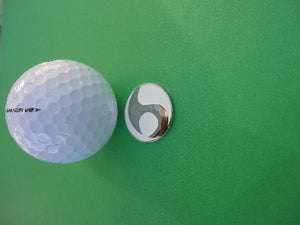 White with Unique Chrome Design Ball Marker golf ball pic